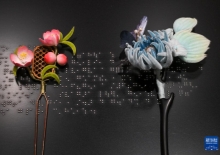 疾速追杀:芭蕾杀姬 安娜·德·阿玛斯 基努·里维斯_疾速追杀外传芭蕾杀姬